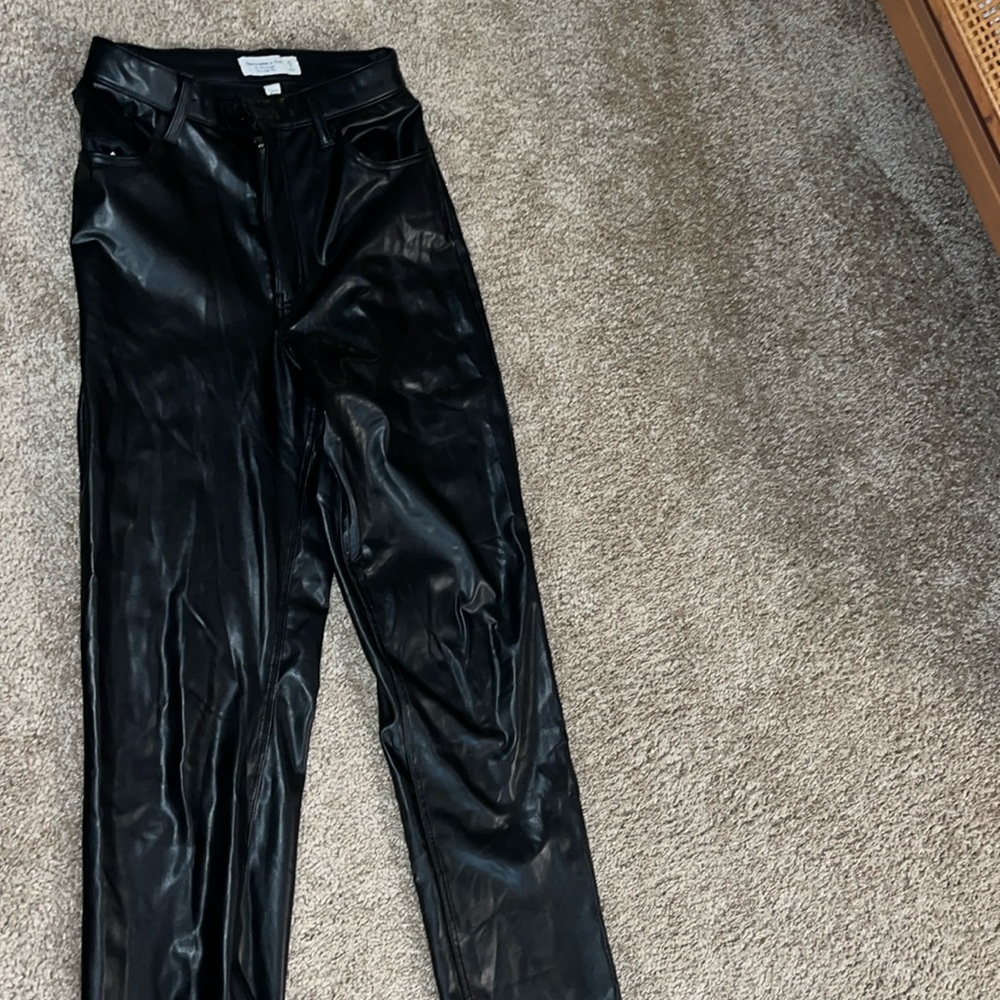 Abercrombie 90s straight curve love leather pants